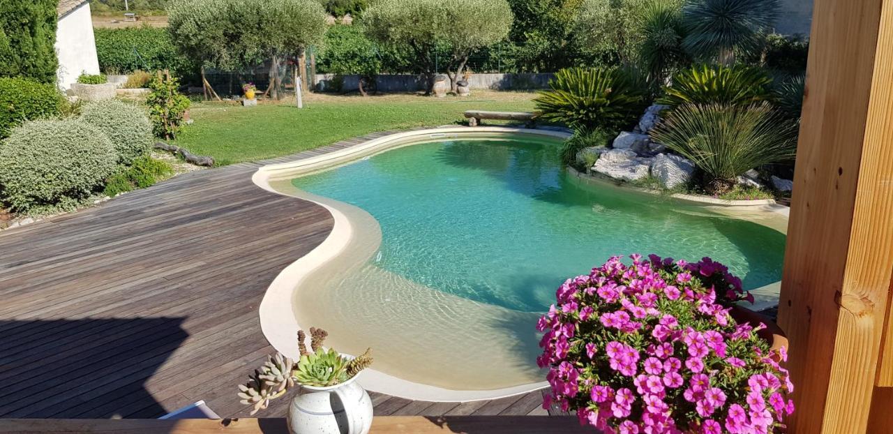 Le Clos Des Vignes Junas Exterior foto